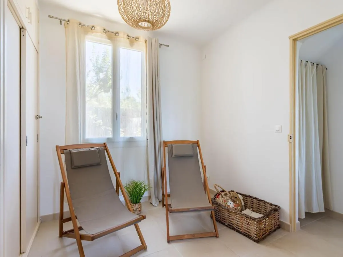 Villa La Madrague By Interhome Hyères 0*,  Francja